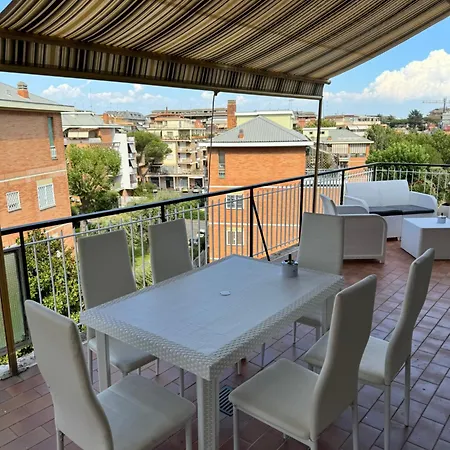 Luxury Penthouse Con Amaca Privata * Rome